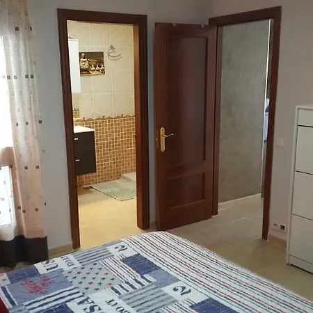 Apartman Vistas Al Mar 2 4040002 *